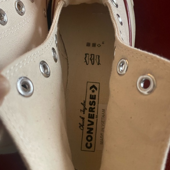 Converse Chuck 70 High
Canvas Parchment / Garnet/Womens 7 mens 5 - Picture 7 of 7